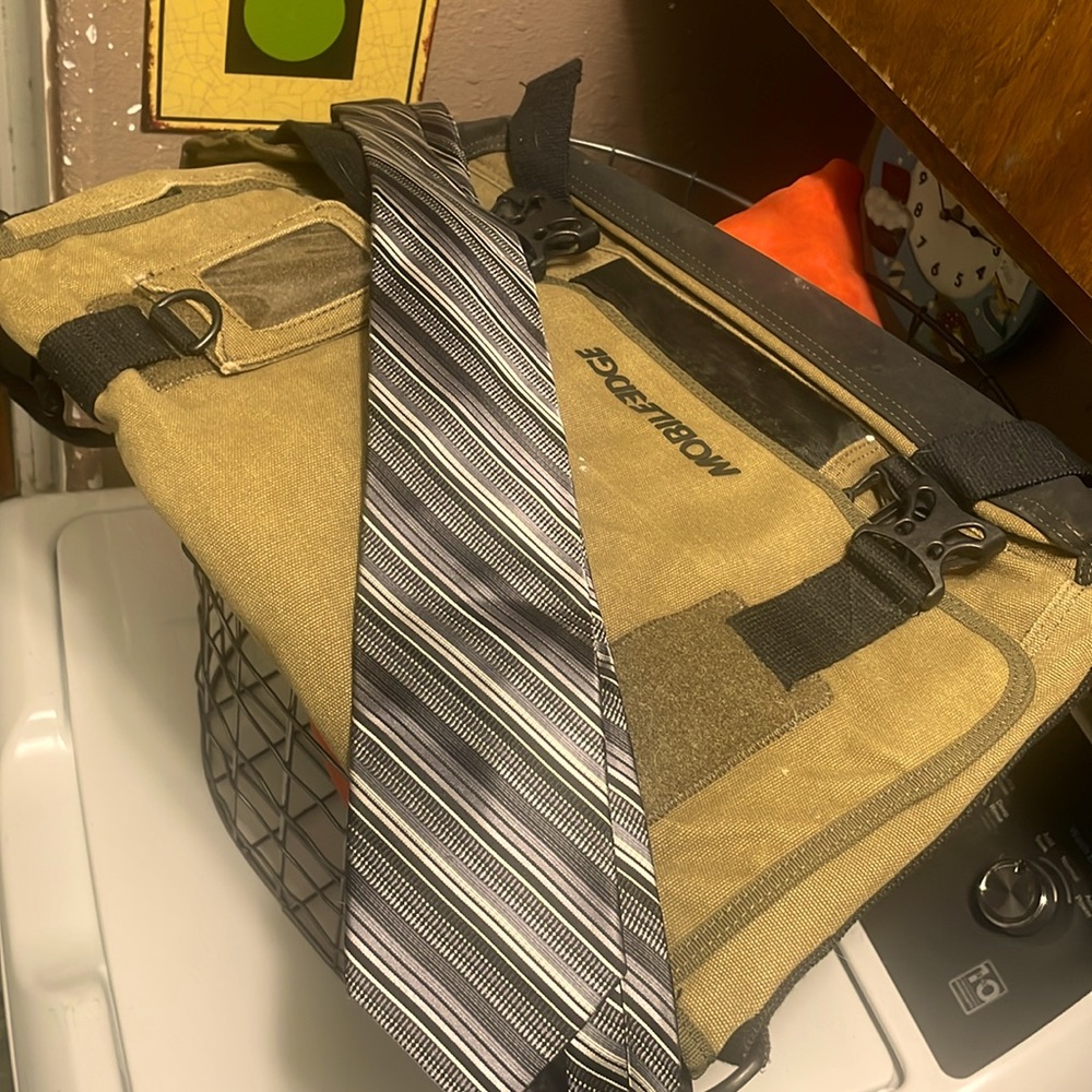Pronto Uomo Silk Tie